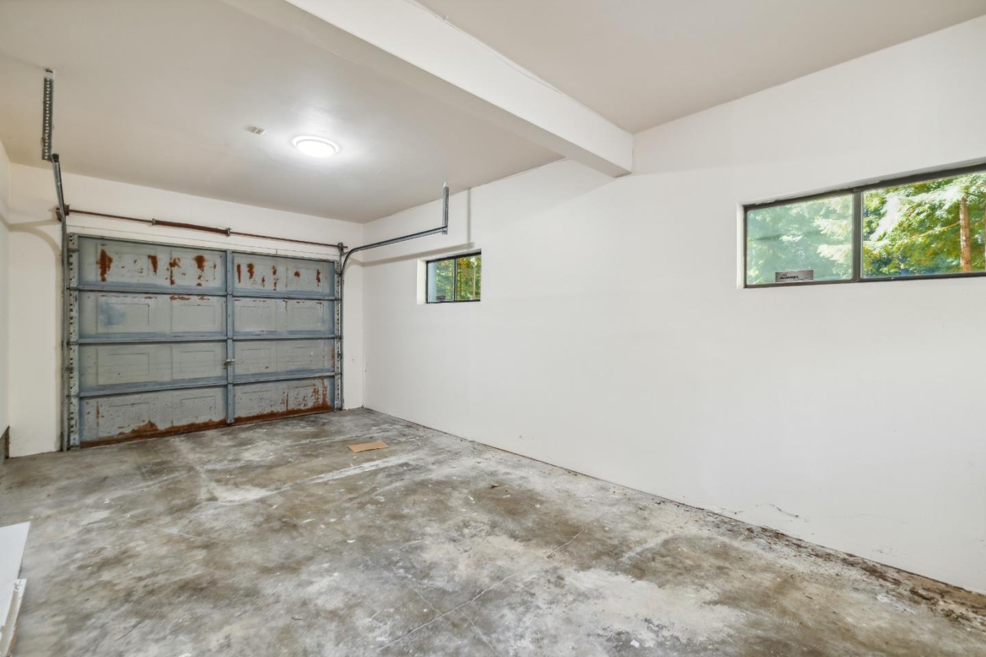 15490 Two Bar Road
