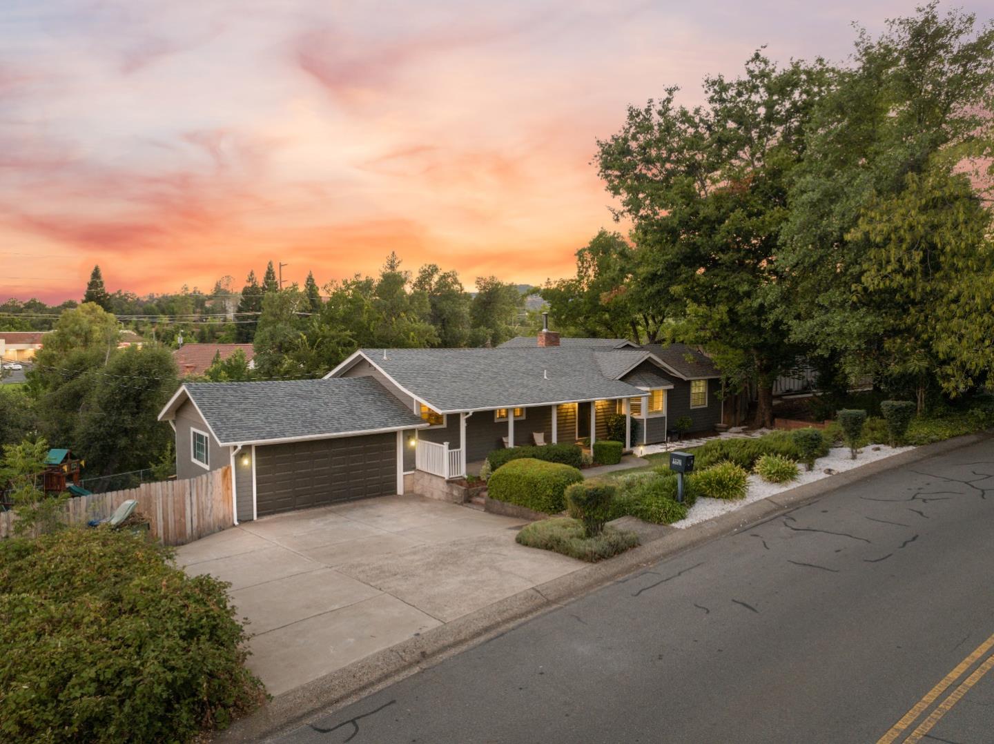 1130 Redbud Drive