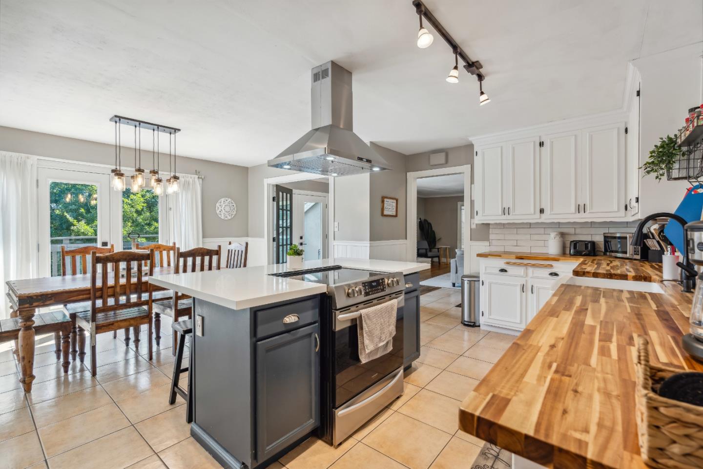 1130 Redbud Drive