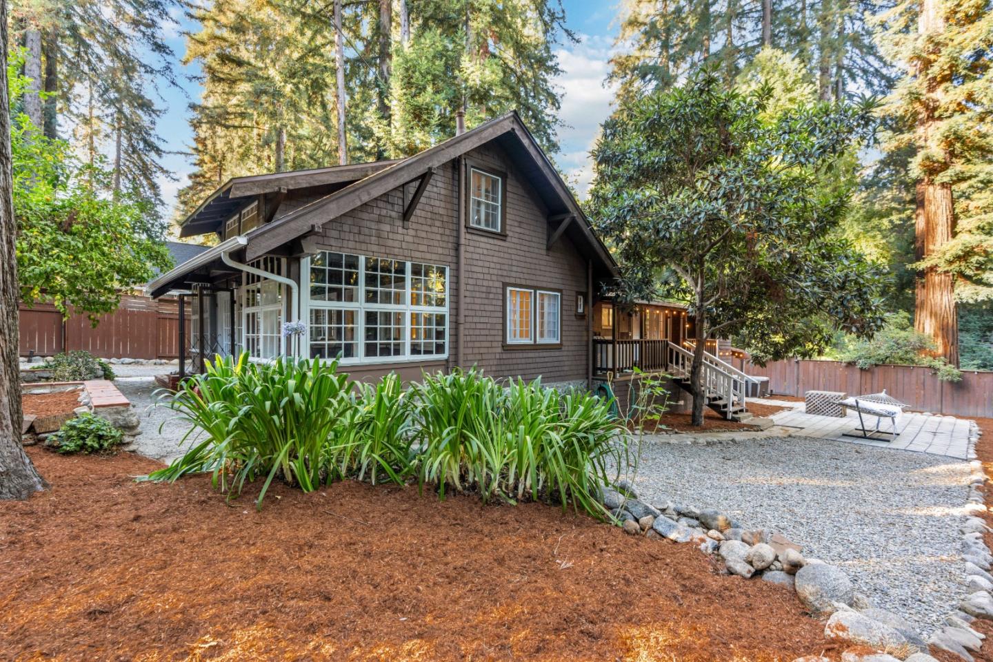 11260 Highway 9