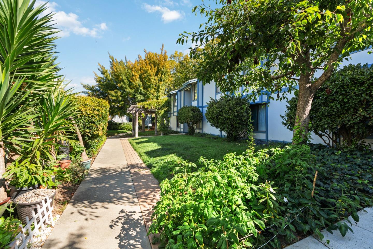 1925 46th Avenue Unit: 53