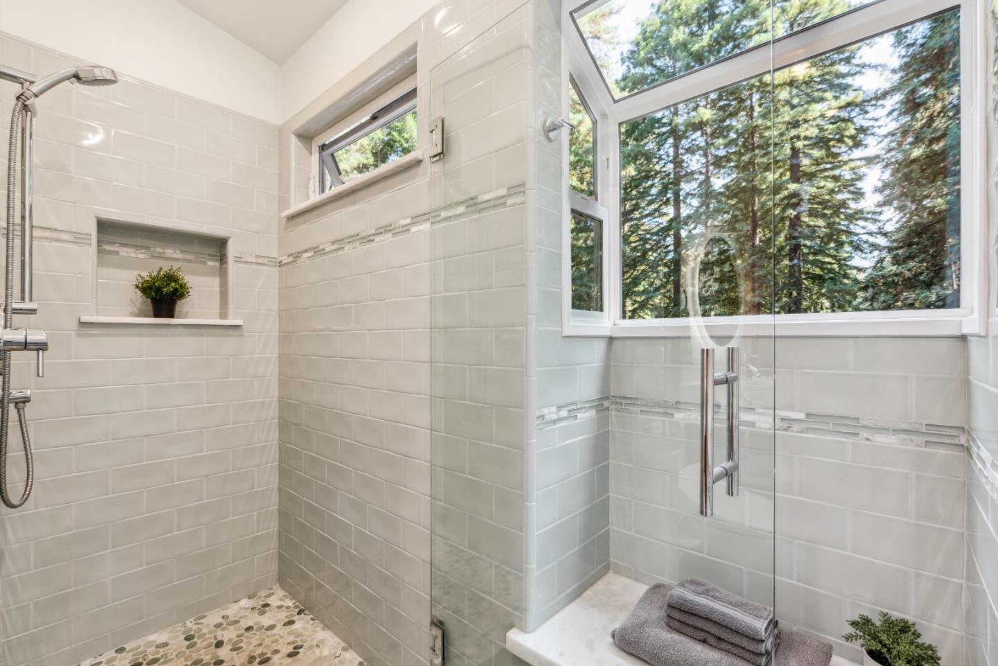 1235 Greenbank Drive