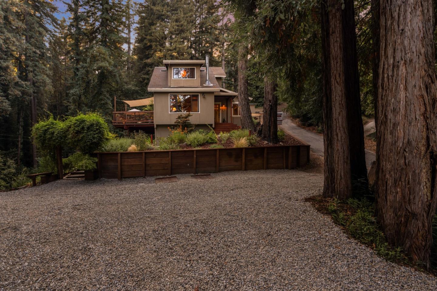 1235 Greenbank Drive