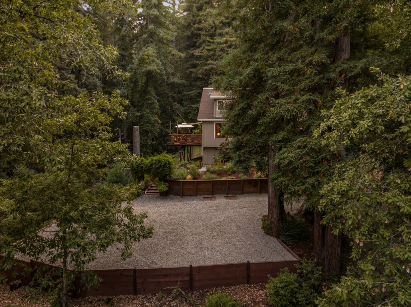 1235 Greenbank Drive