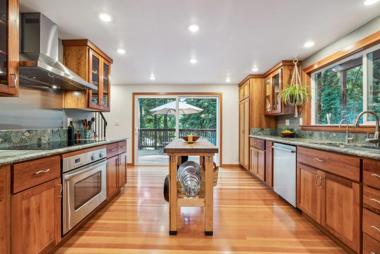 1235 Greenbank Drive
