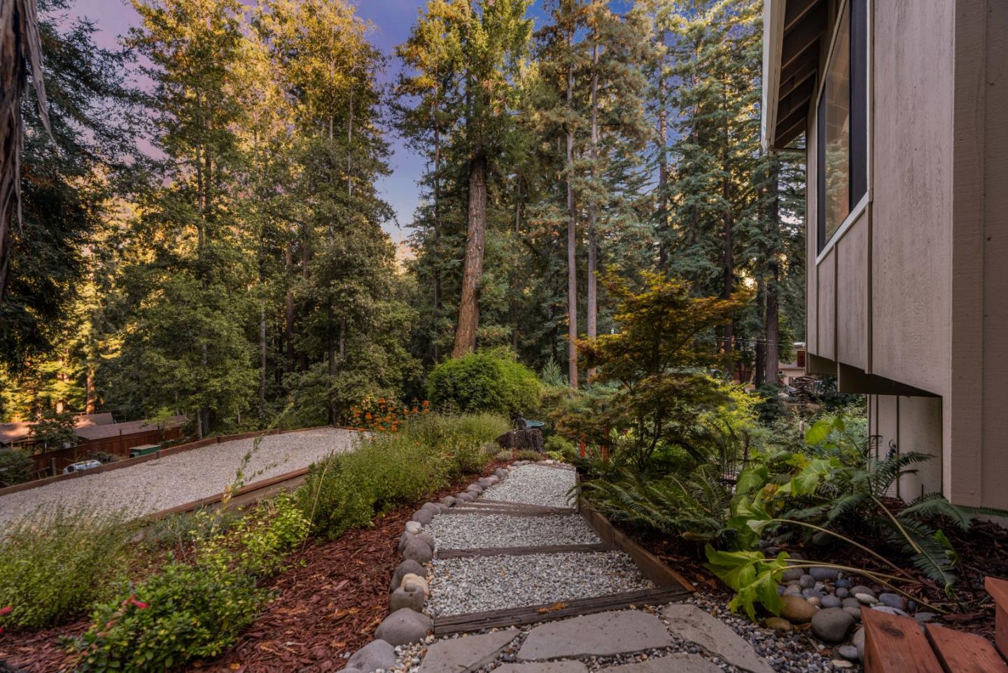 1235 Greenbank Drive