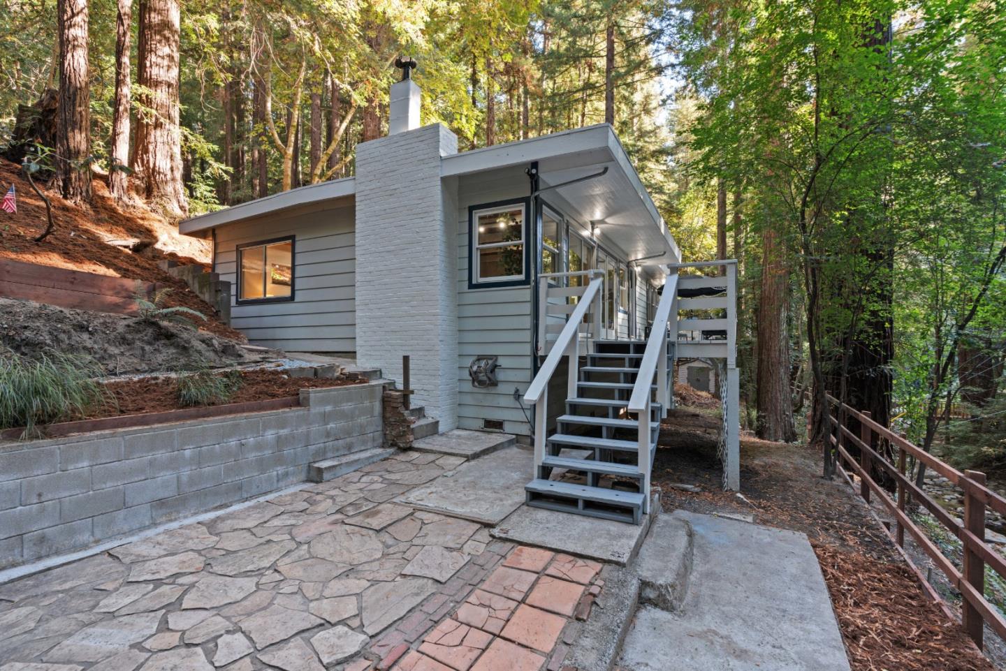 10825 Creekwood Drive