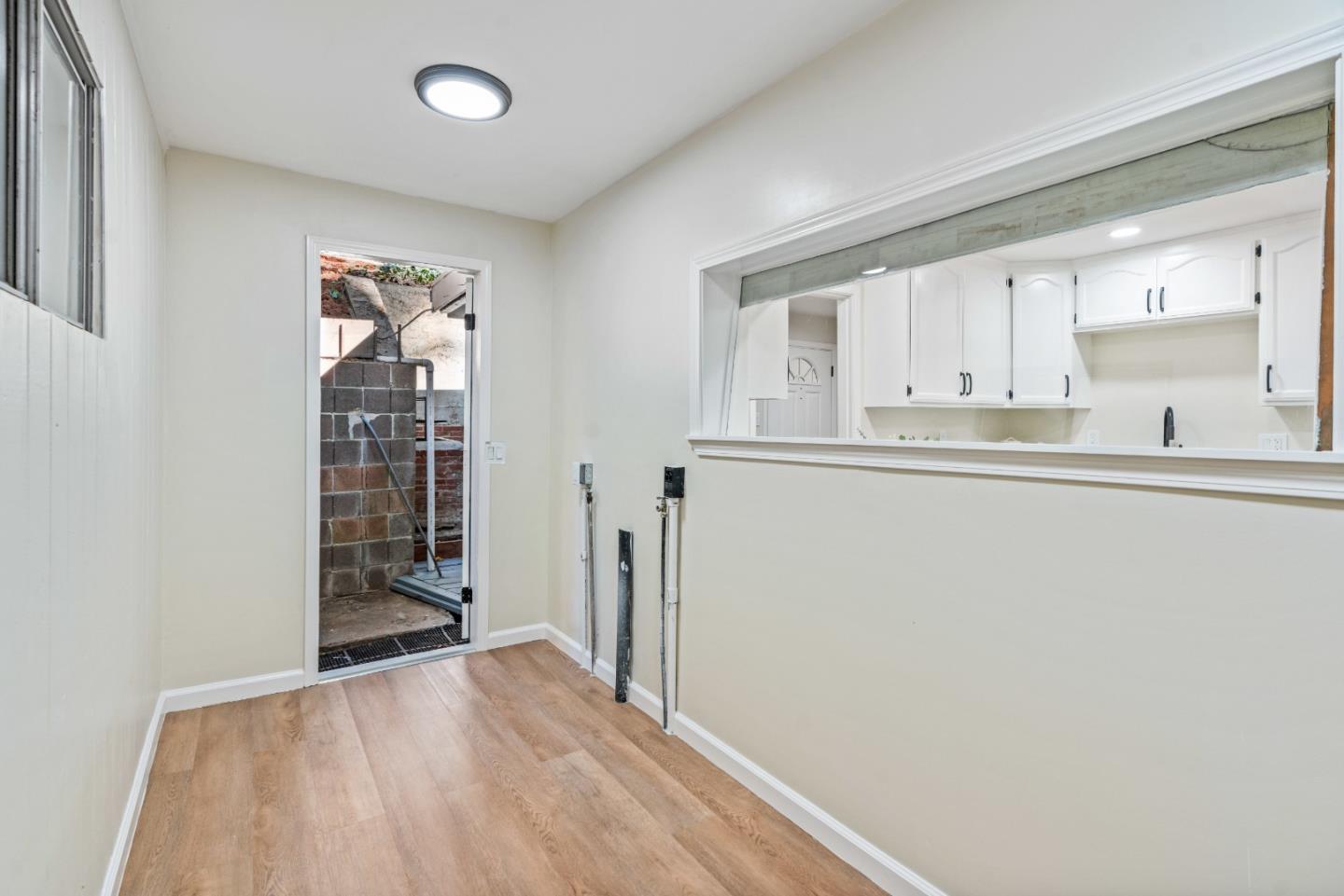 10825 Creekwood Drive