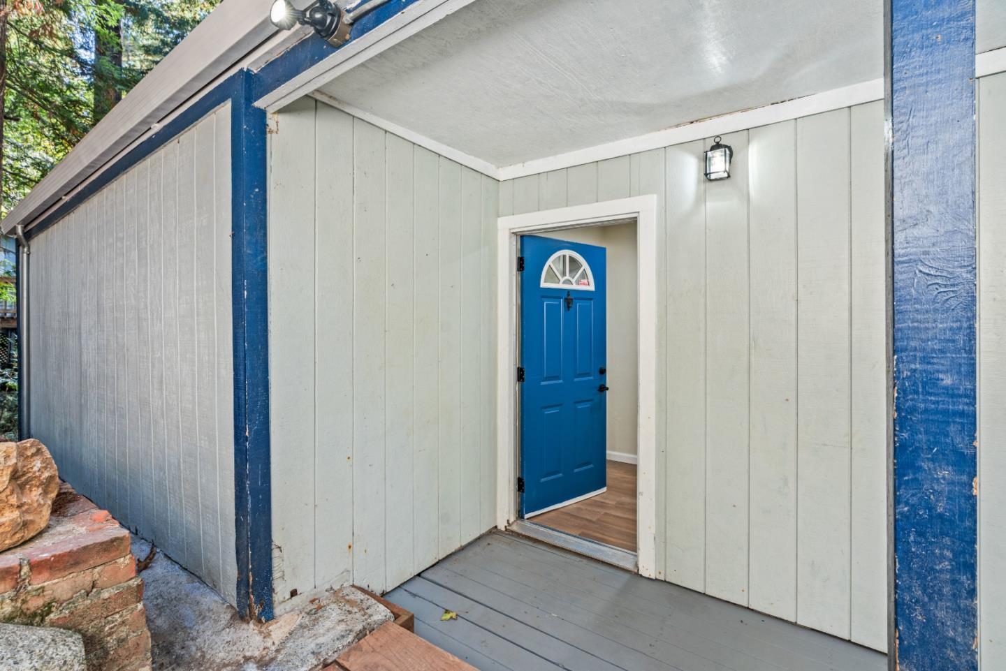 10825 Creekwood Drive