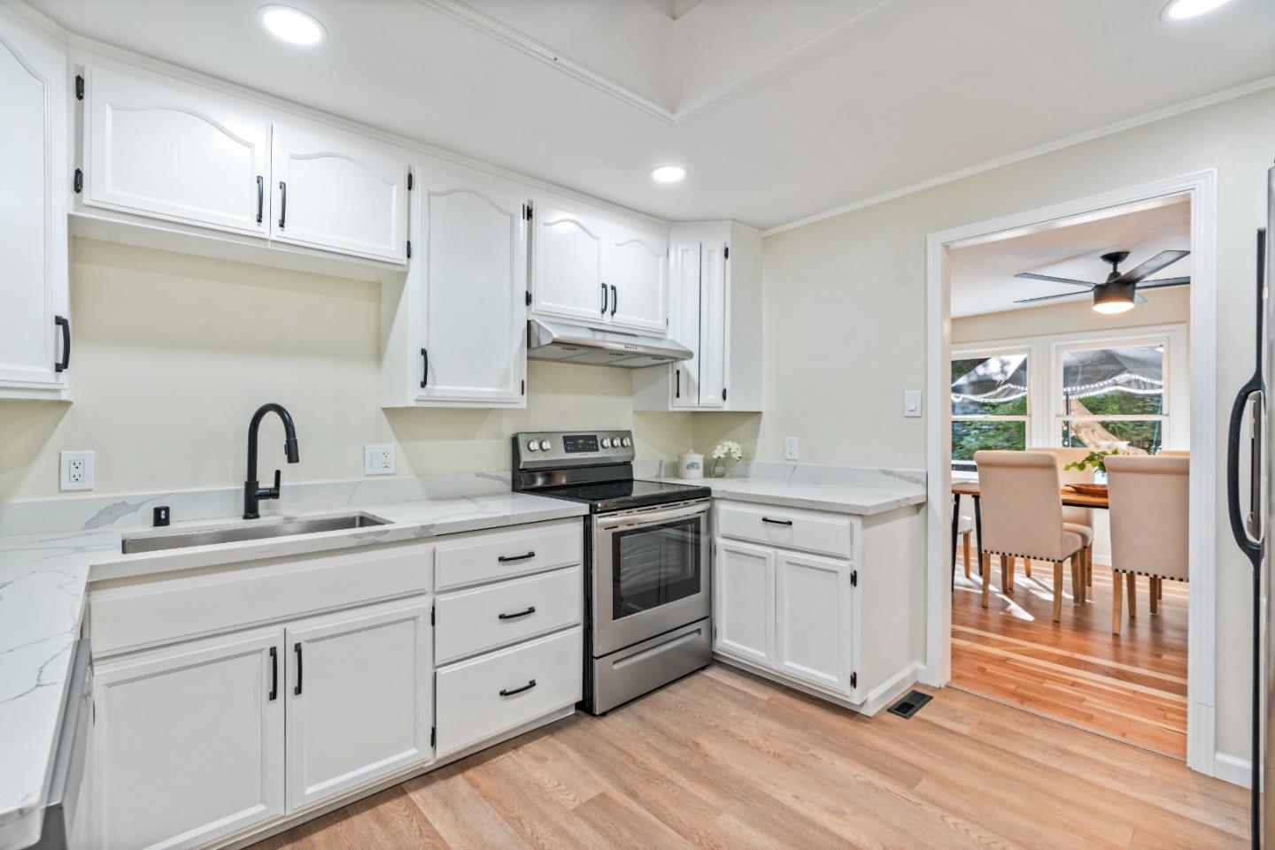 10825 Creekwood Drive