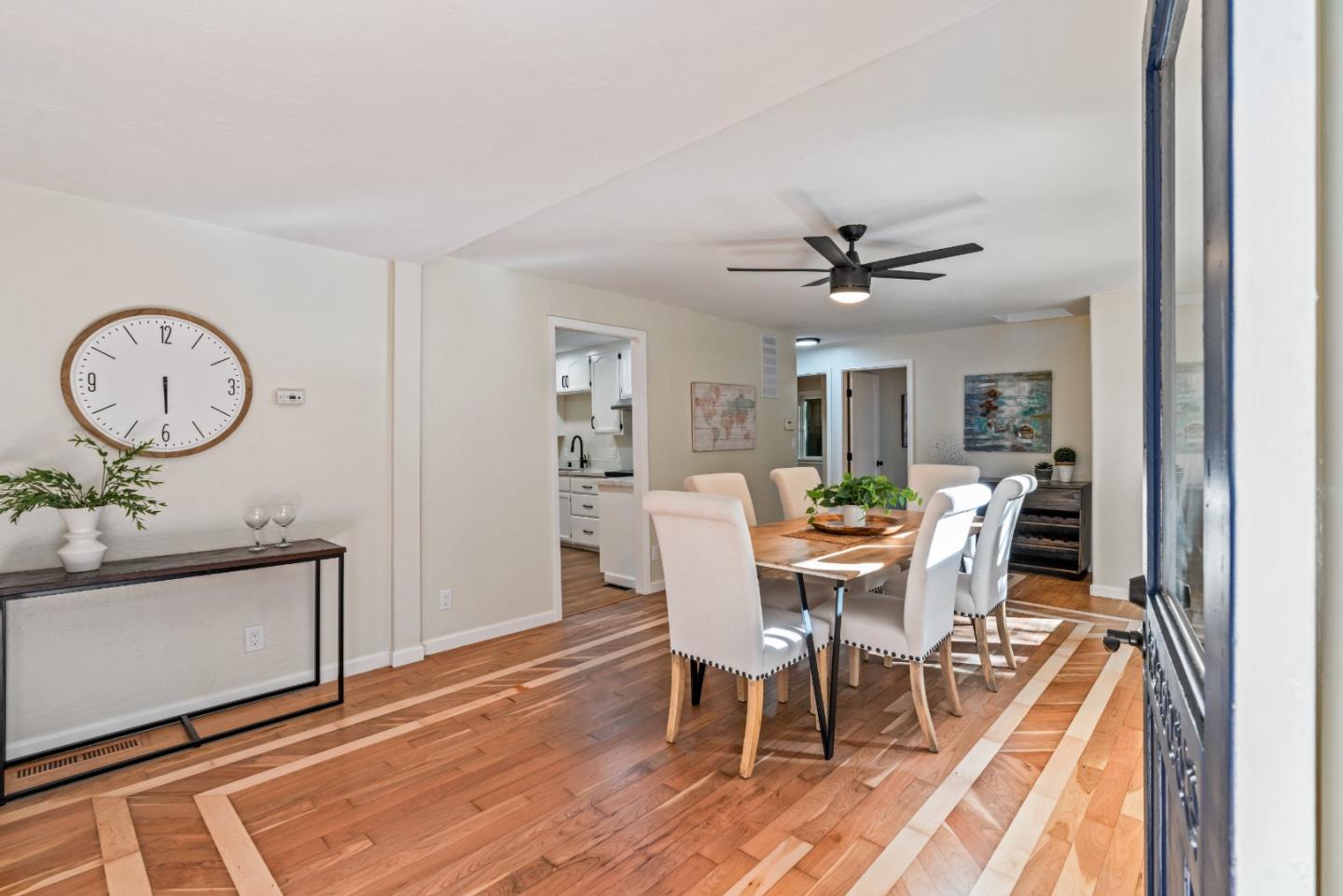 10825 Creekwood Drive