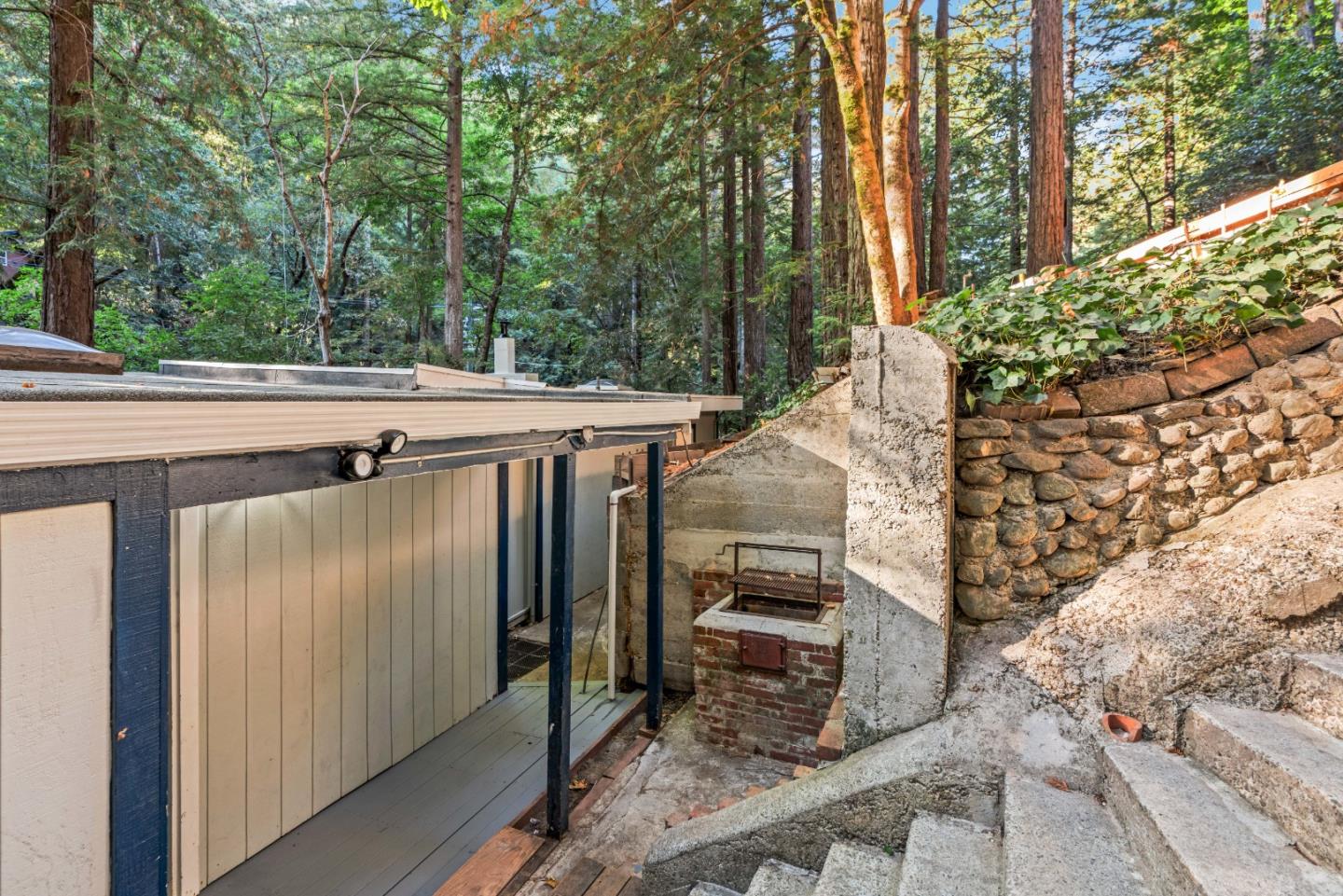 10825 Creekwood Drive