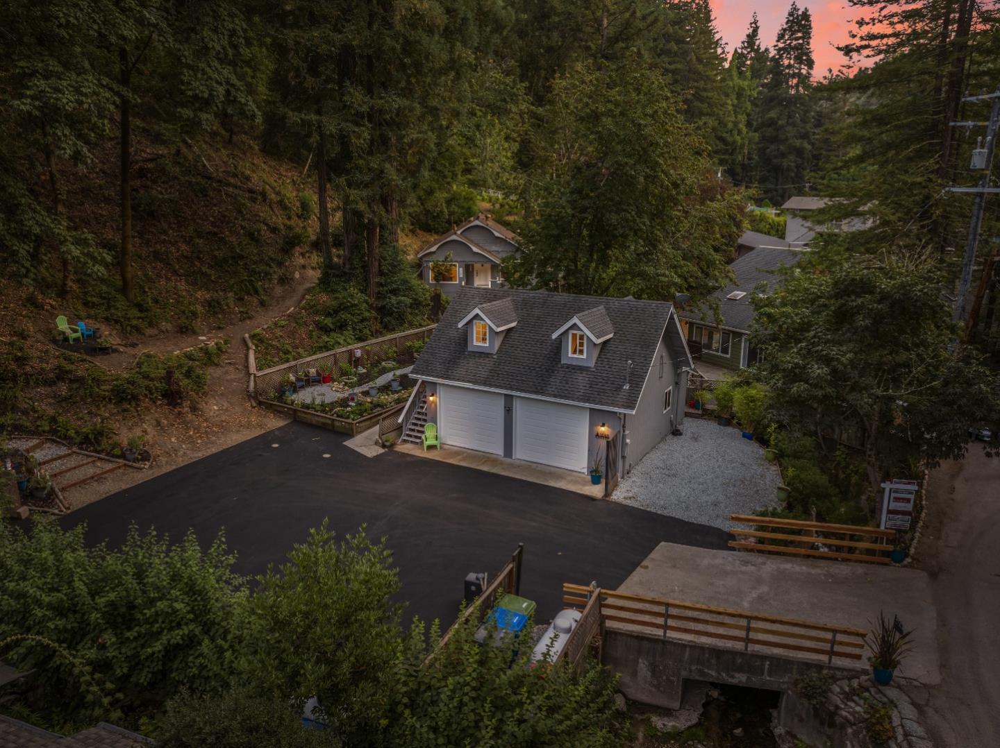 1888 Lockhart Gulch Road