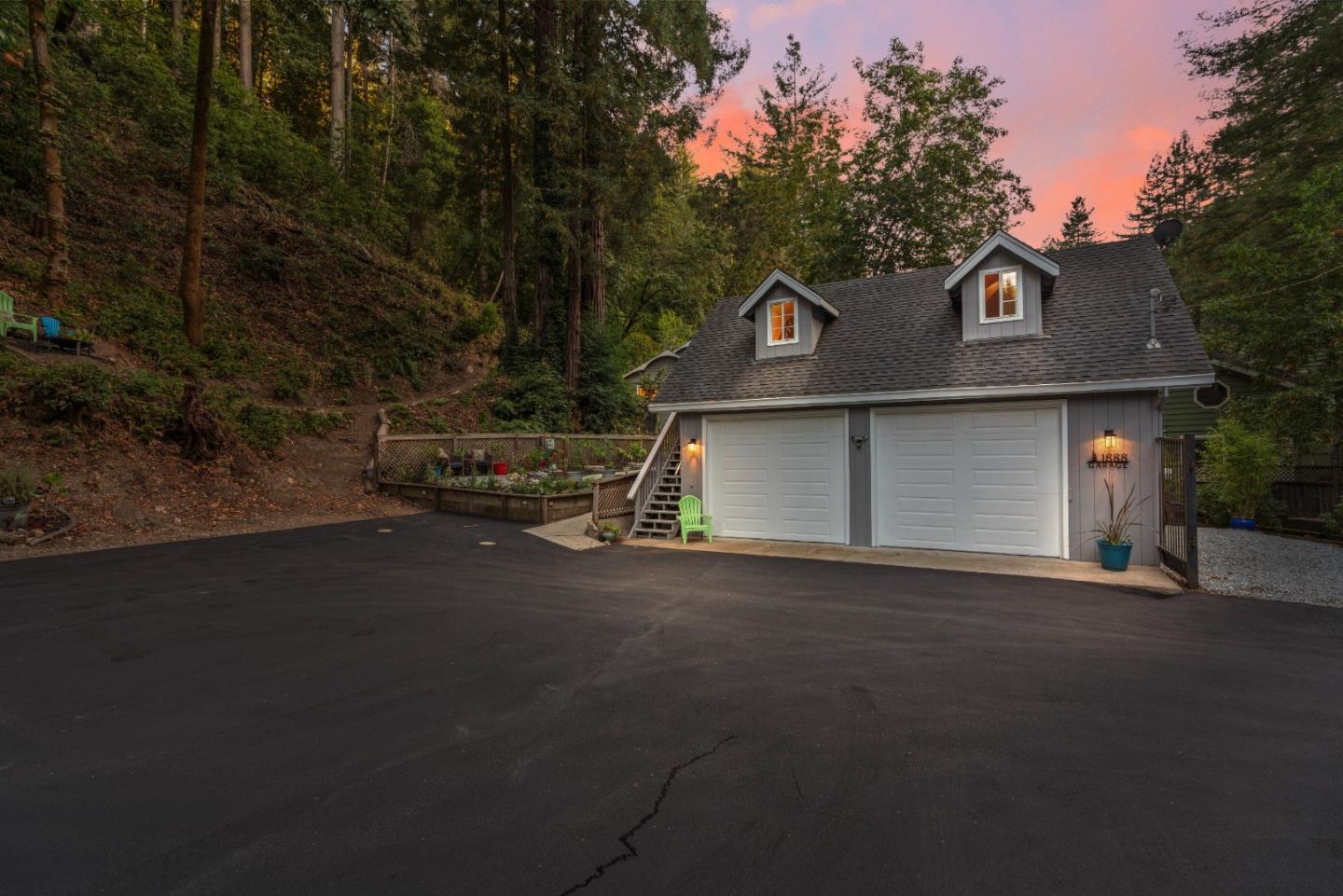 1888 Lockhart Gulch Road