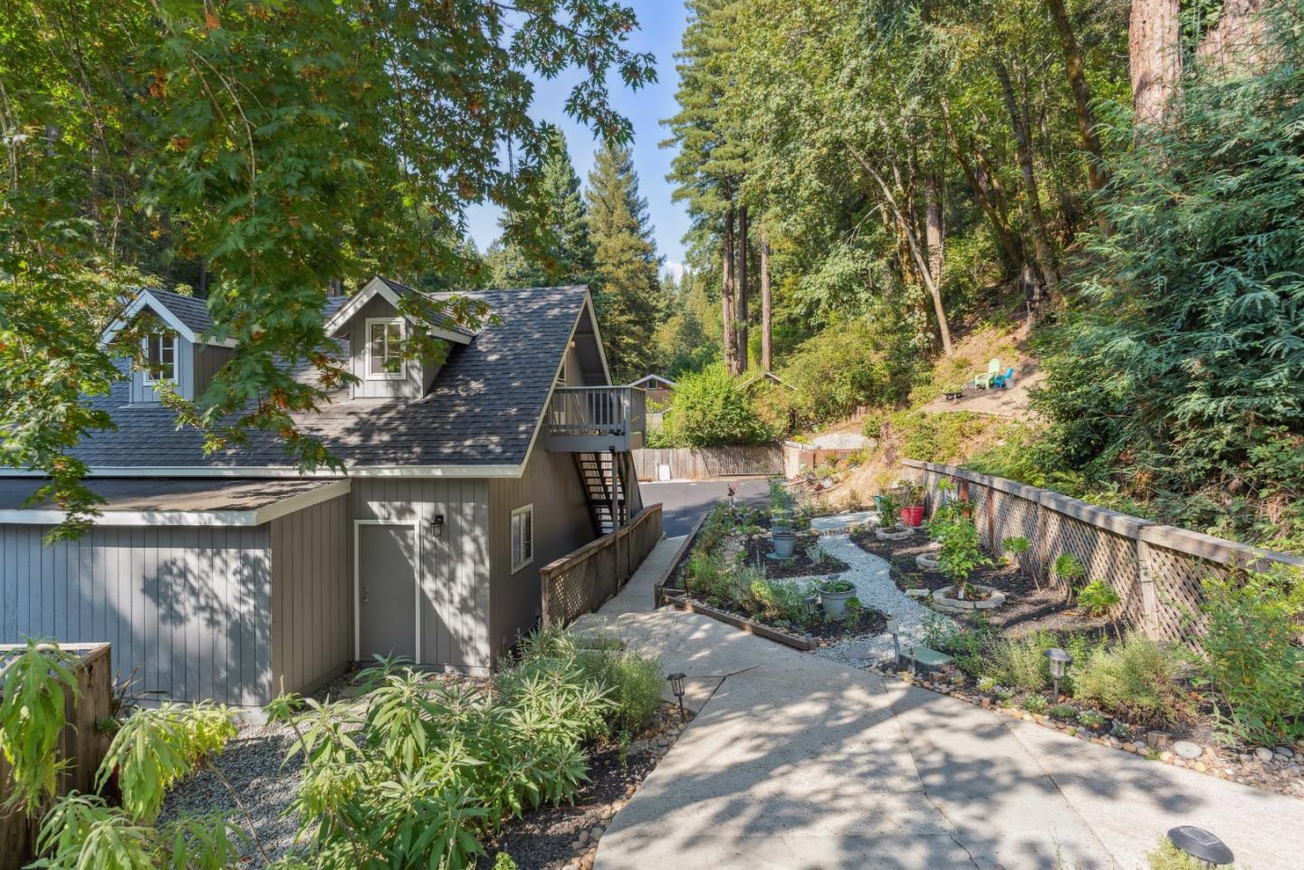 1888 Lockhart Gulch Road