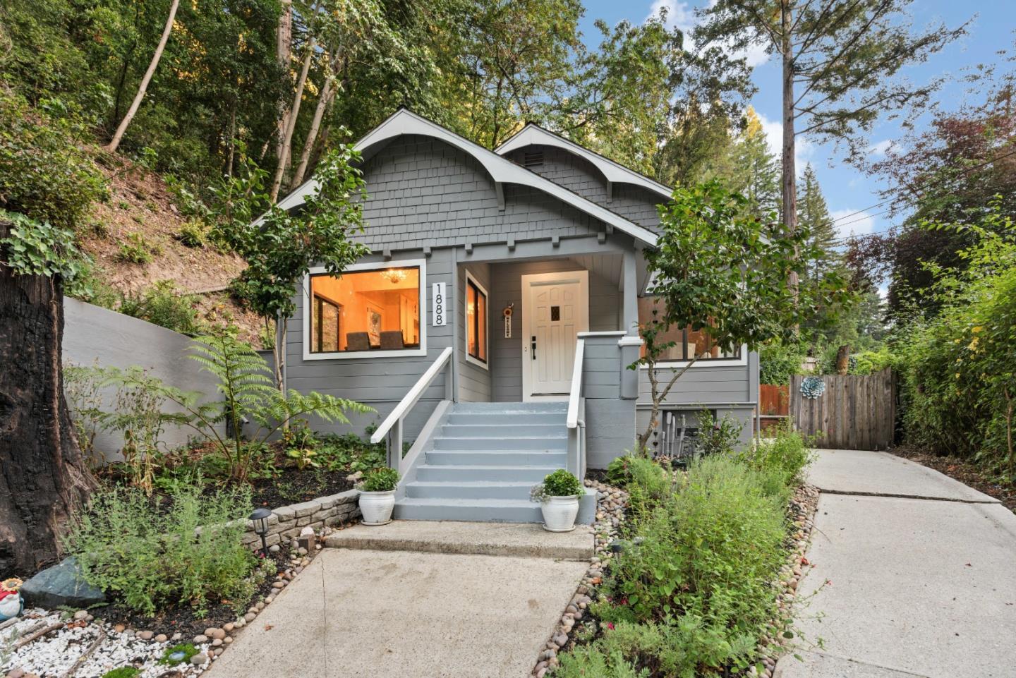 1888 Lockhart Gulch Road