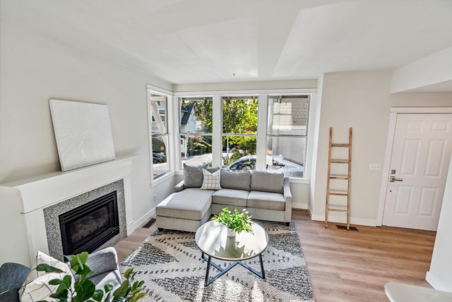 217 Roosevelt Terrace