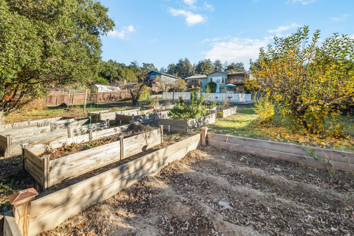 225 Sunset Terrace
