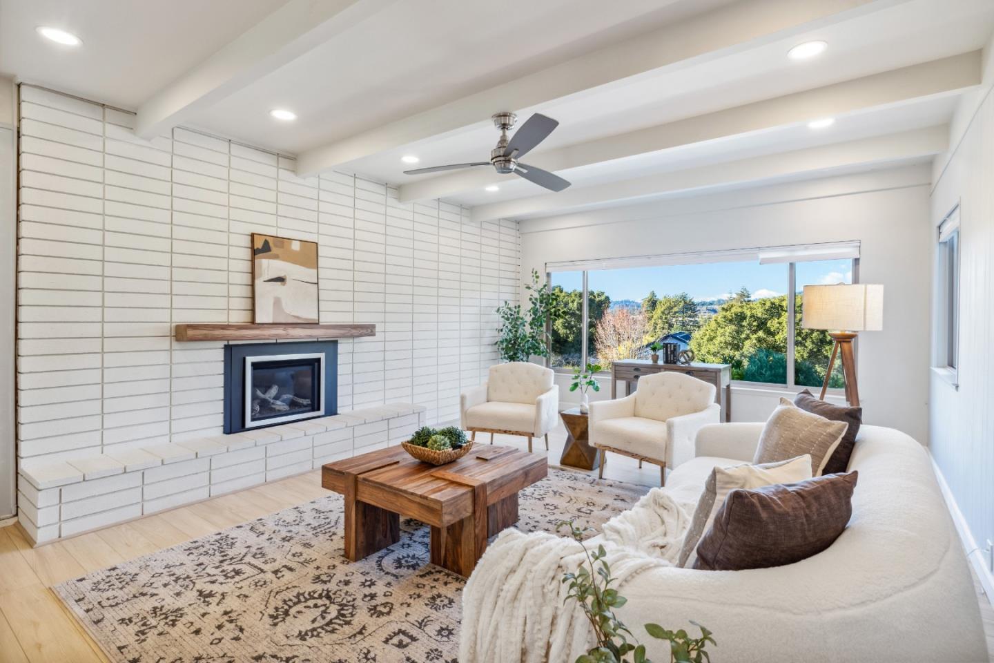 225 Sunset Terrace