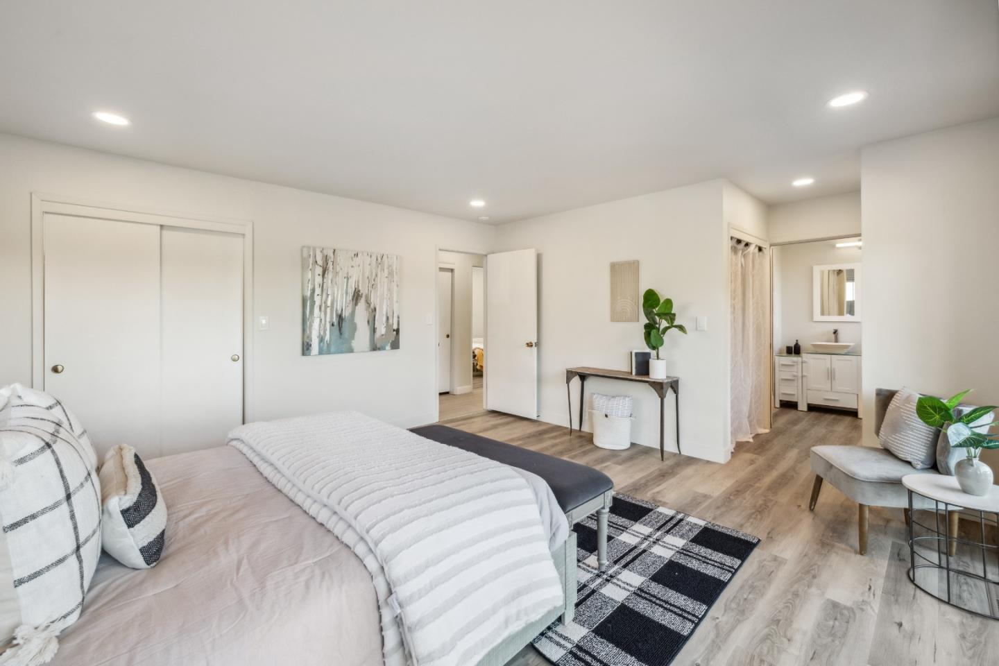 225 Sunset Terrace