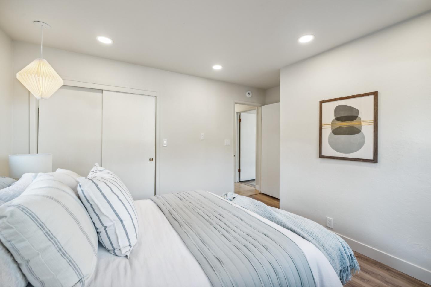 225 Sunset Terrace