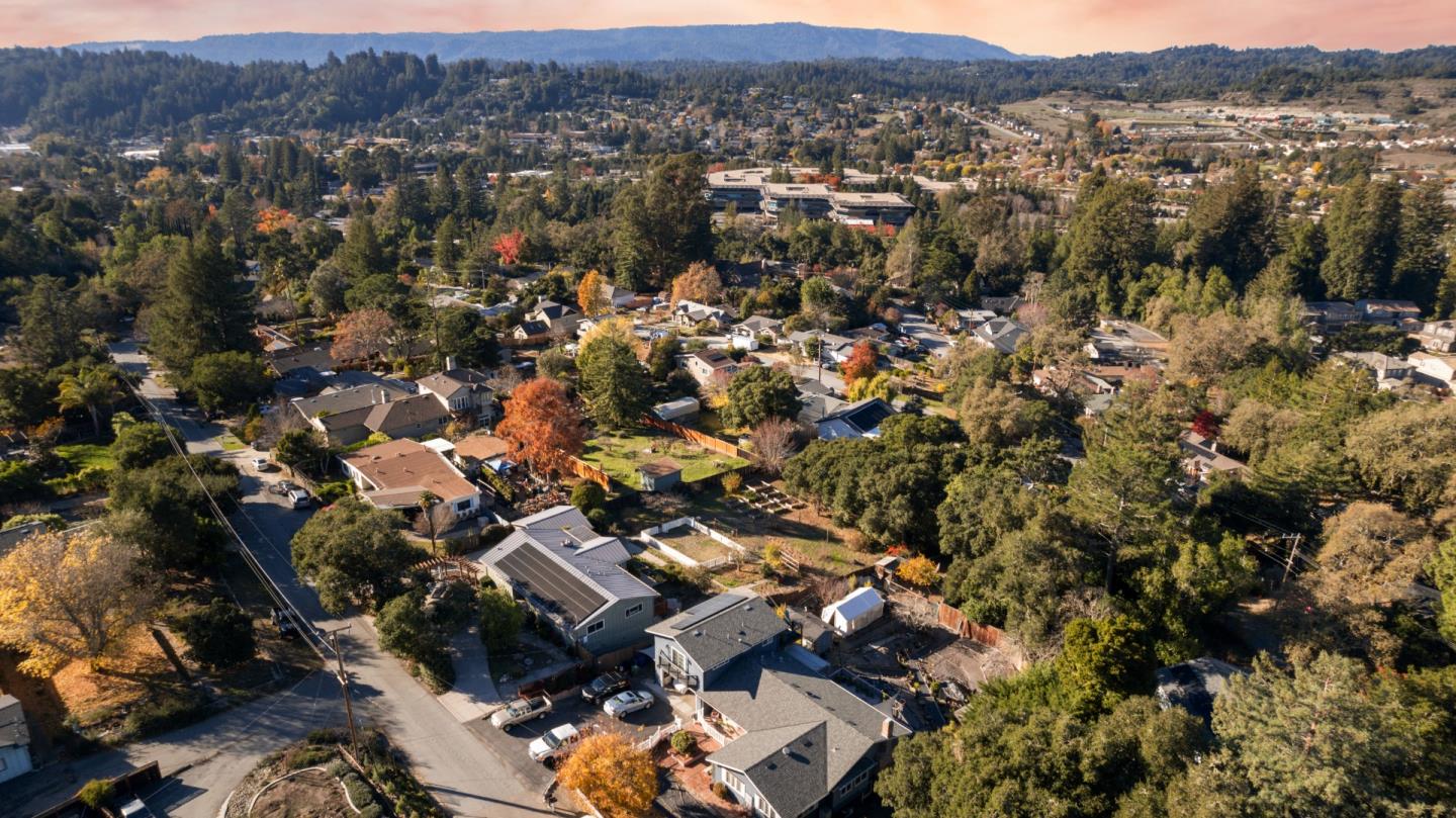 225 Sunset Terrace