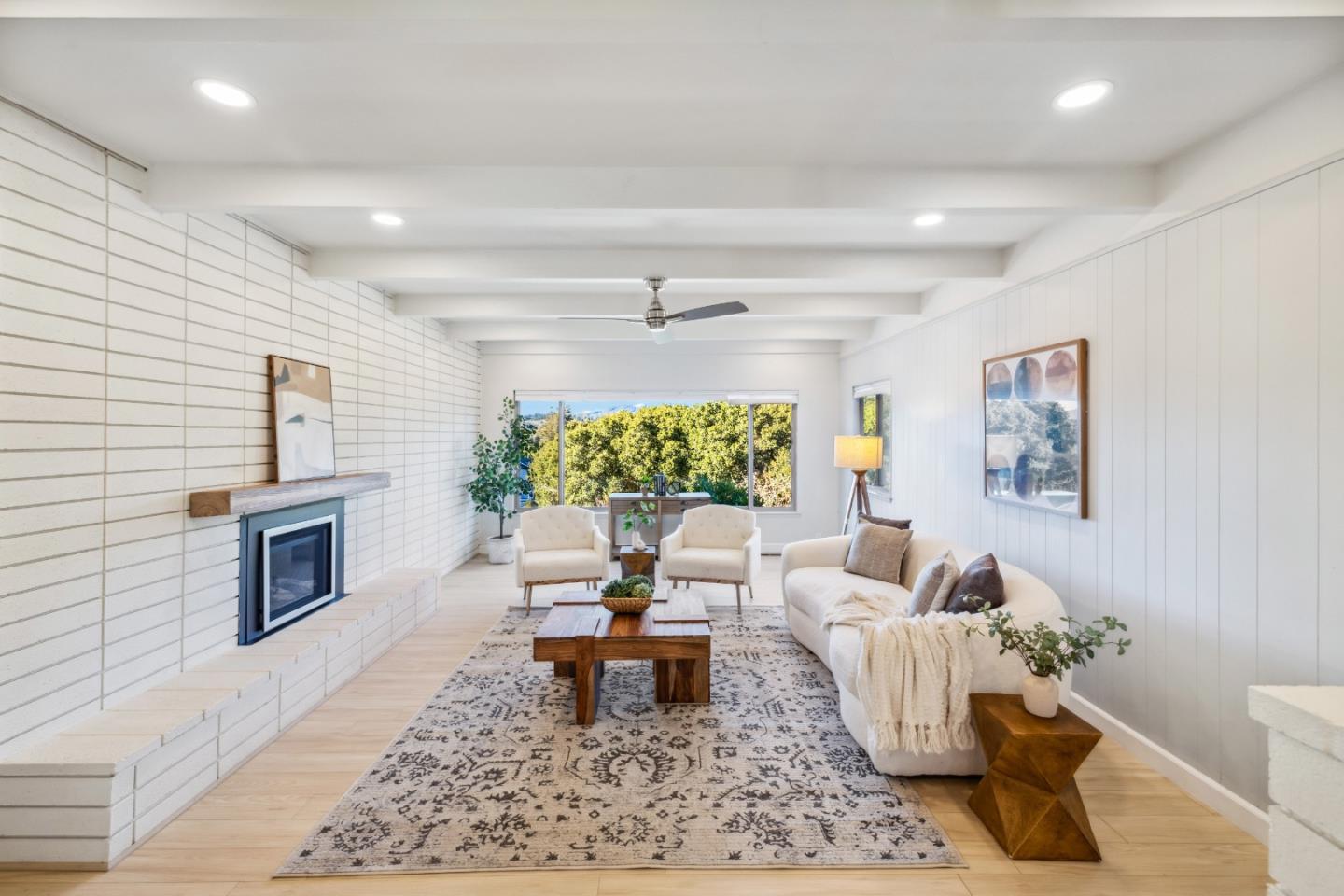 225 Sunset Terrace