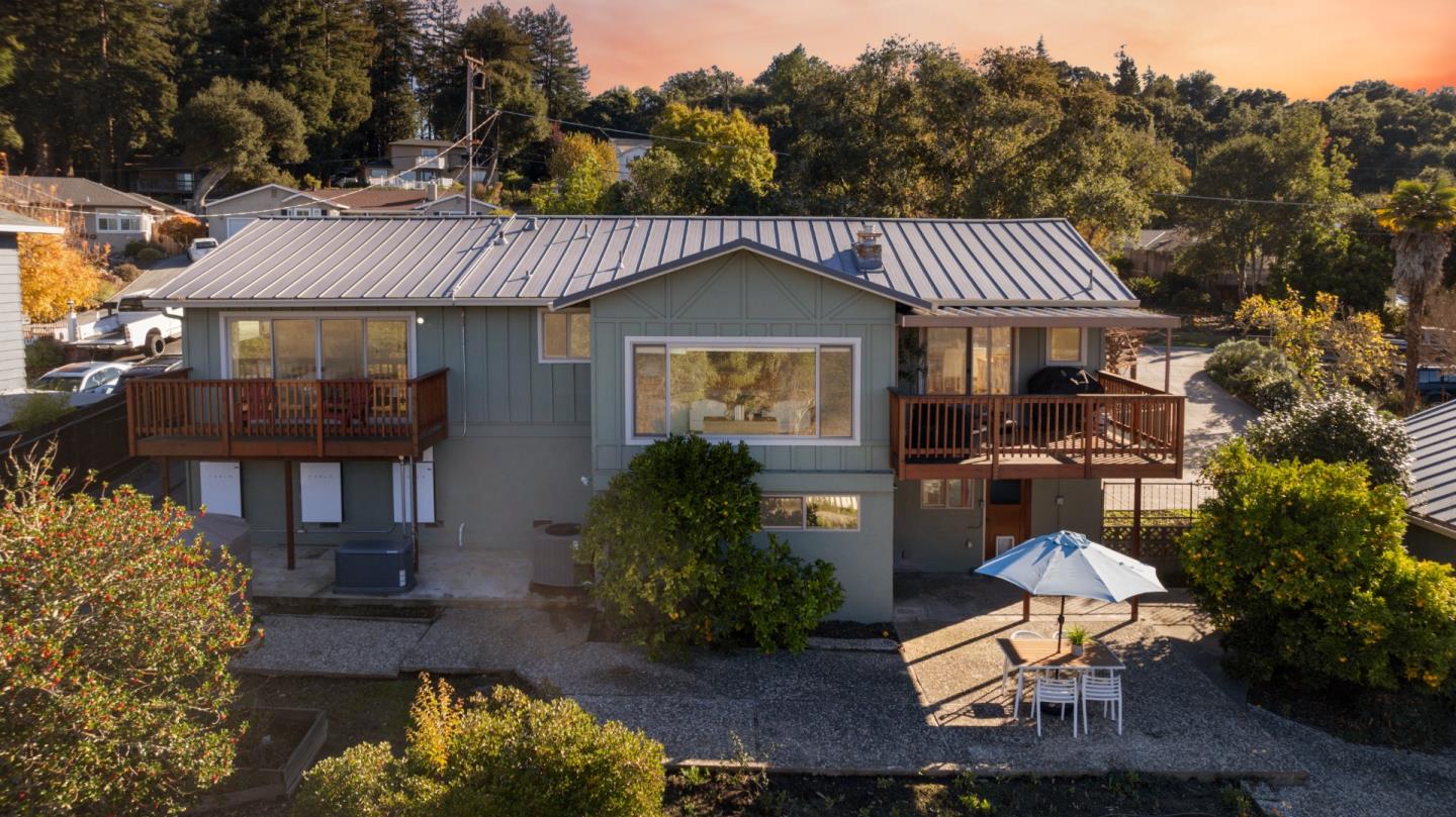 225 Sunset Terrace