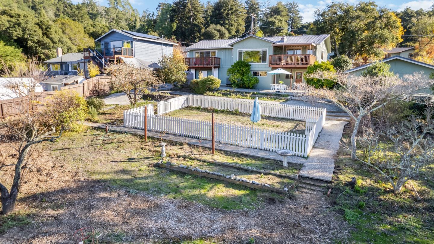 225 Sunset Terrace