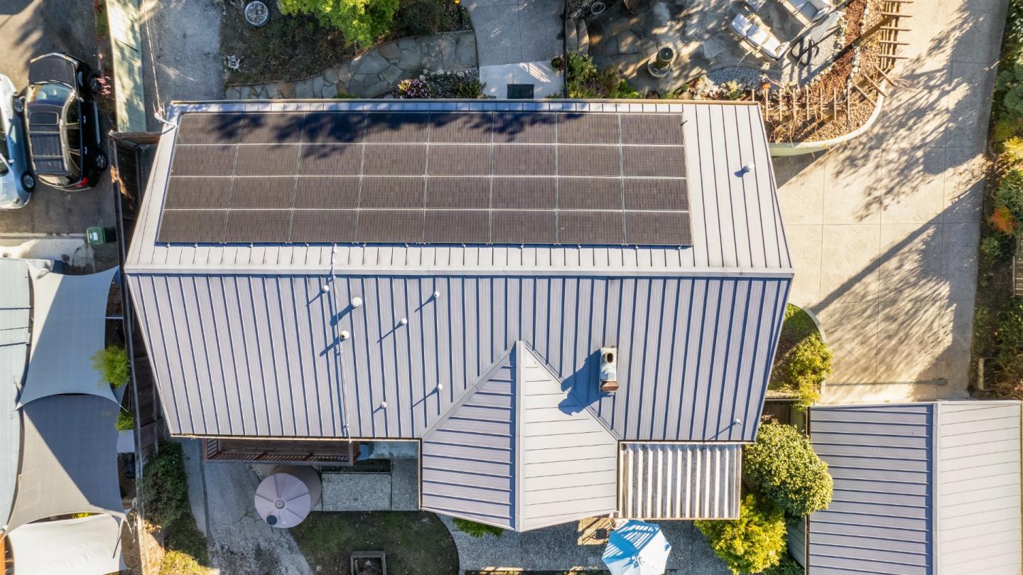 225 Sunset Terrace