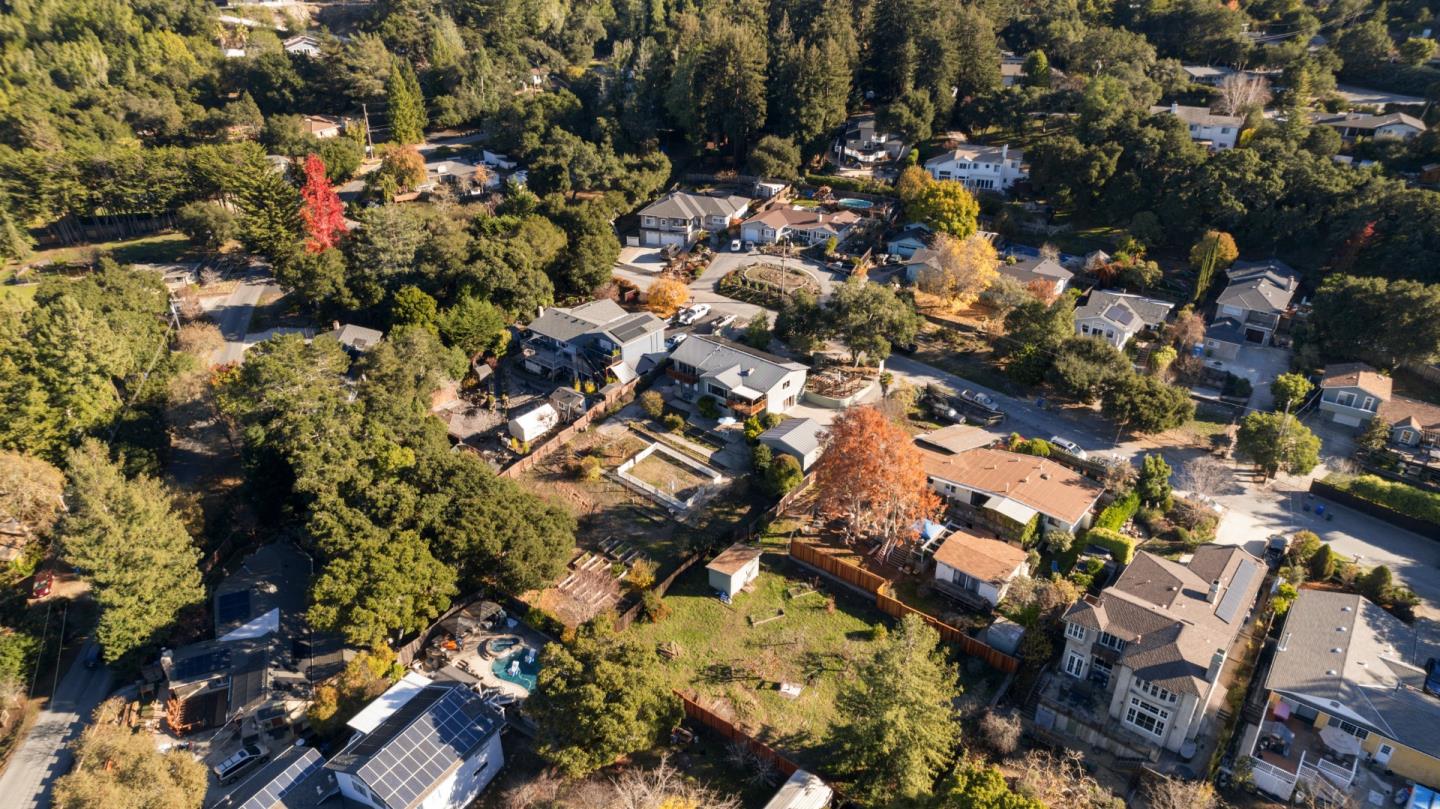 225 Sunset Terrace