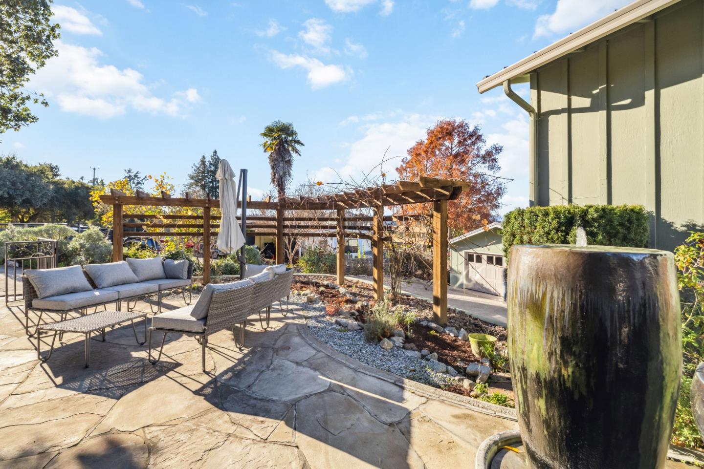225 Sunset Terrace