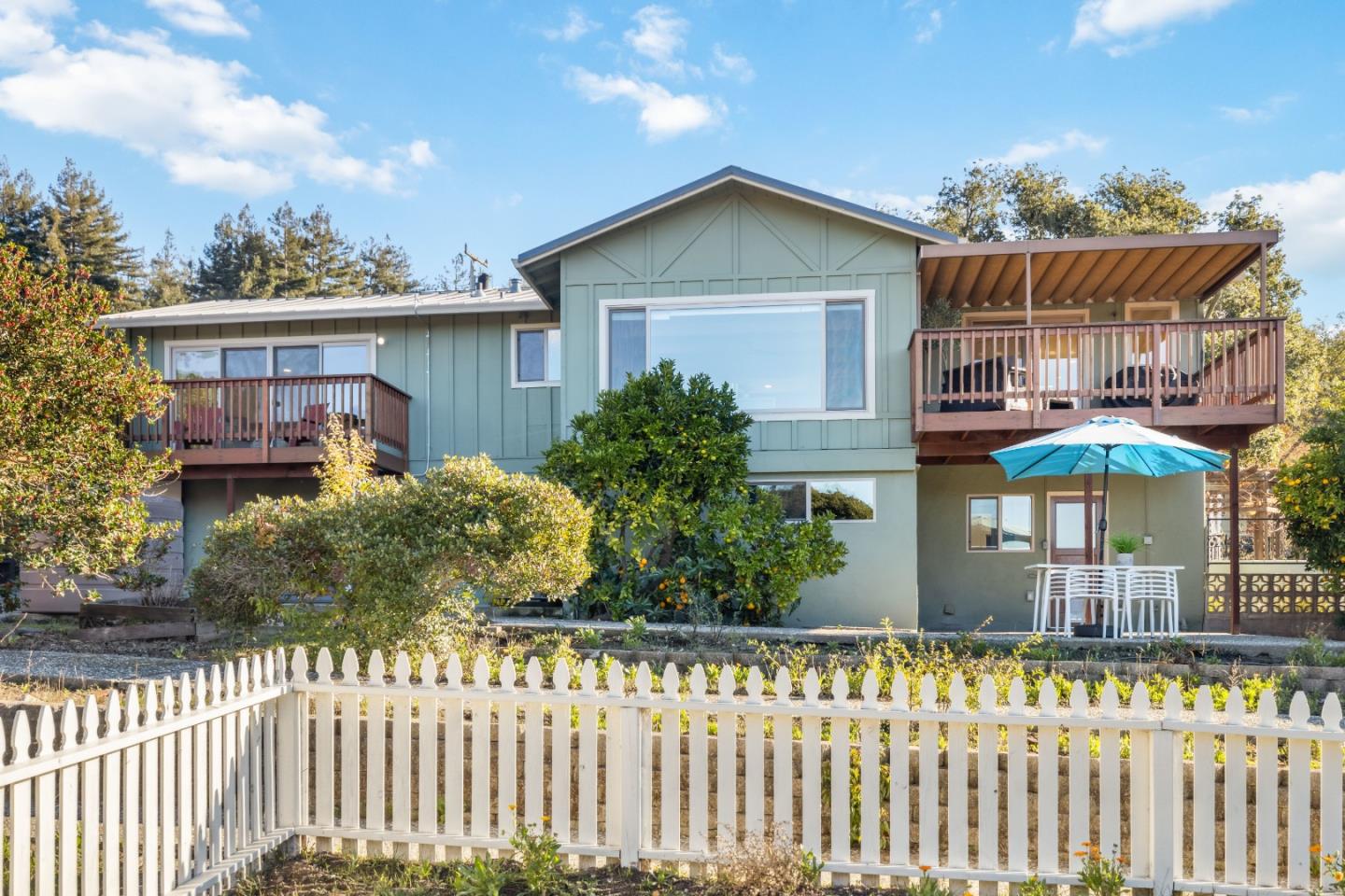 225 Sunset Terrace