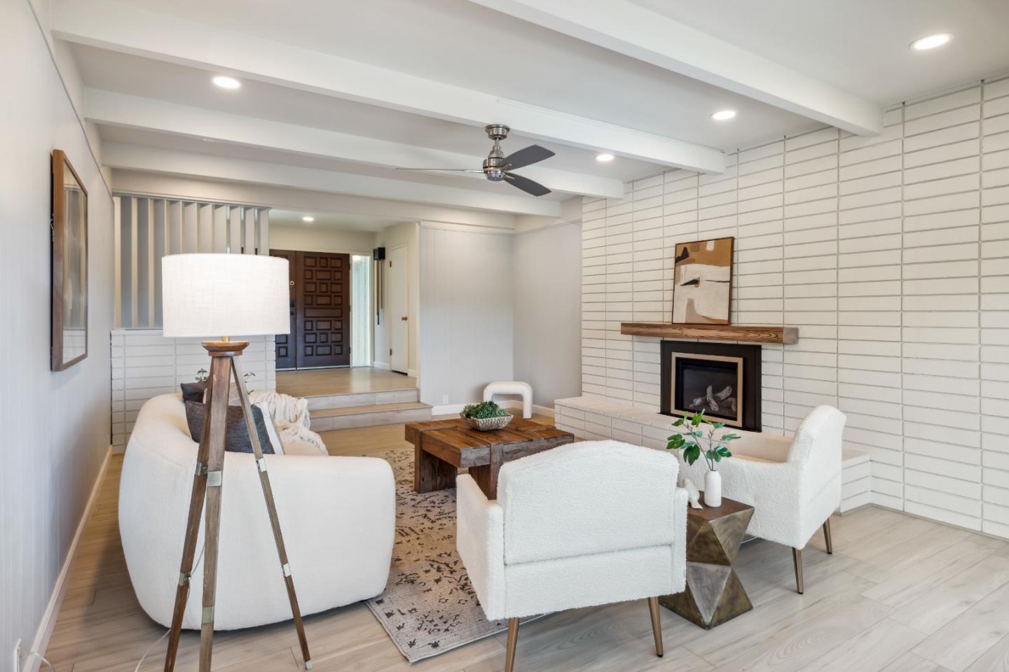 225 Sunset Terrace