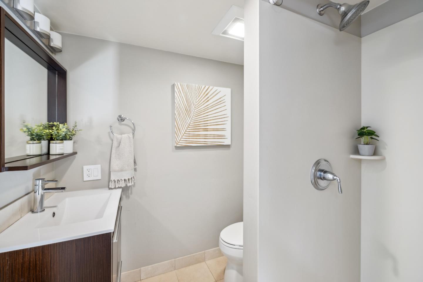 225 Sunset Terrace