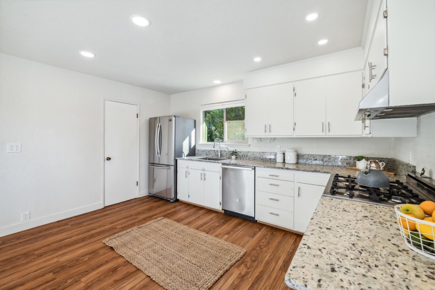 225 Sunset Terrace