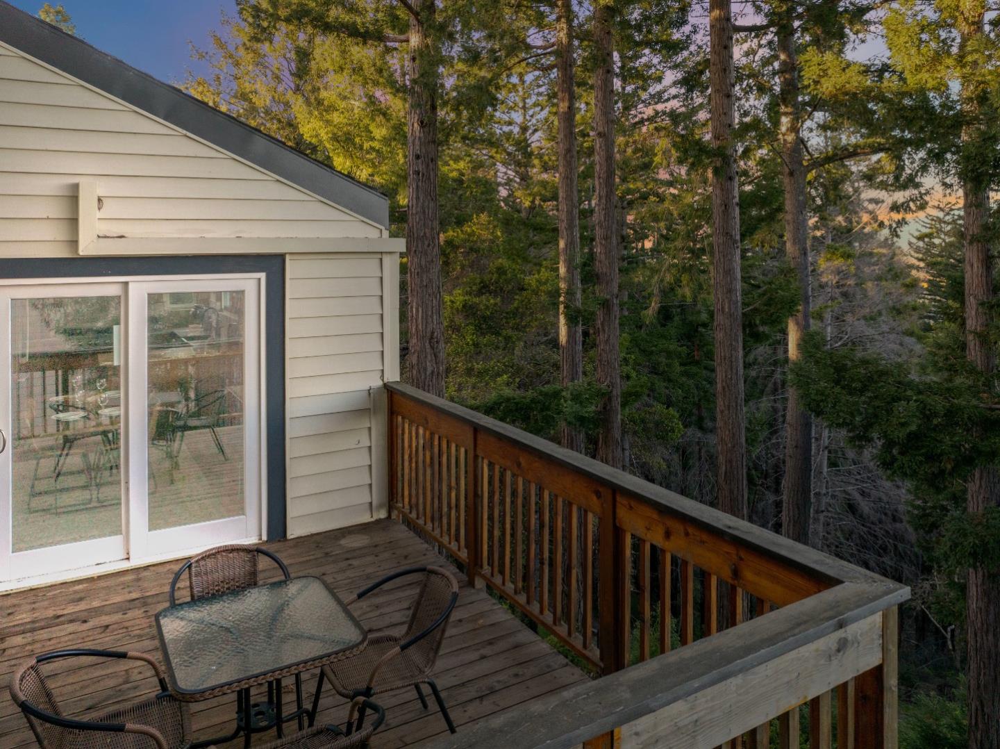 236 Crows Nest DR
