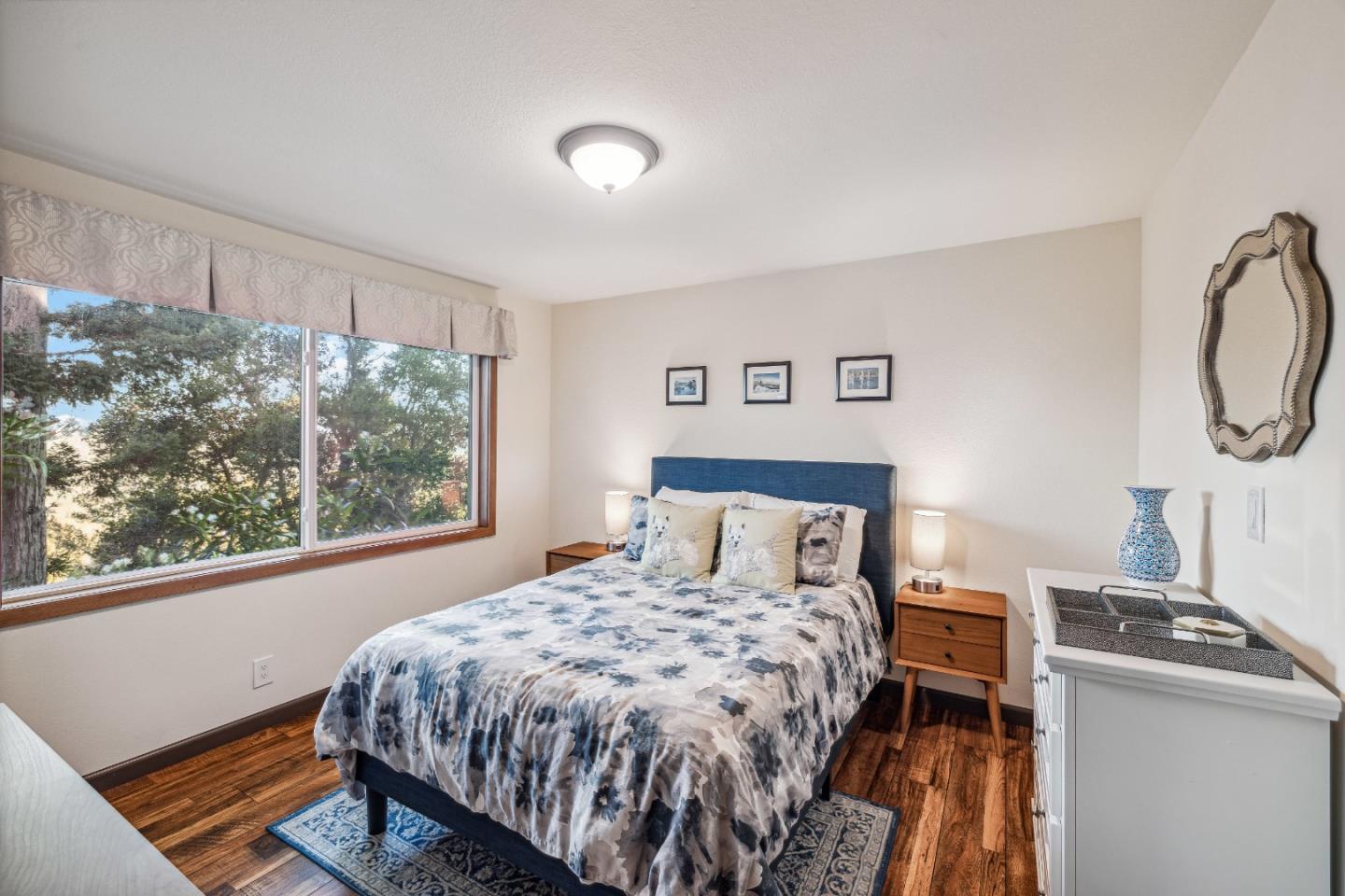 236 Crows Nest DR