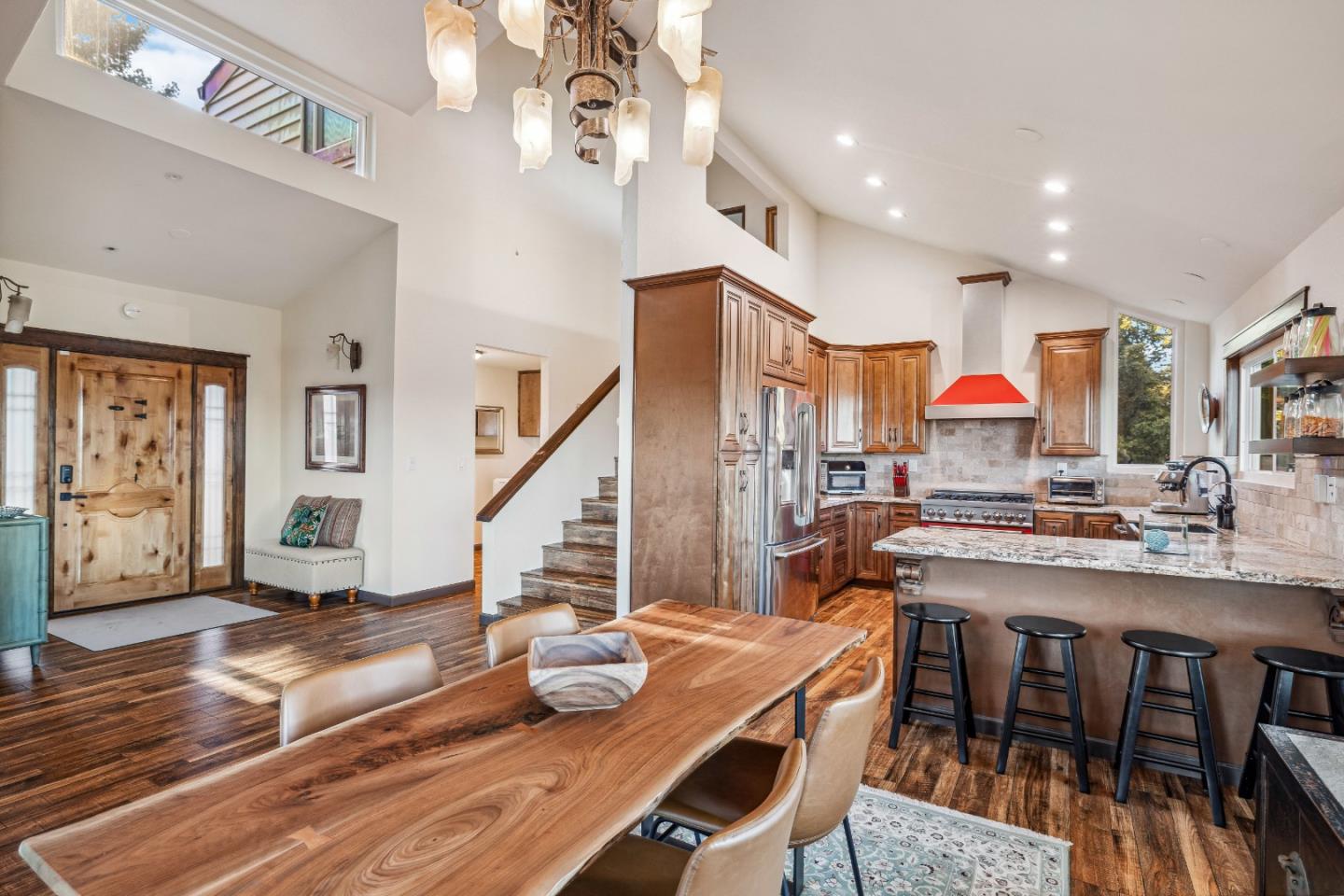 236 Crows Nest DR