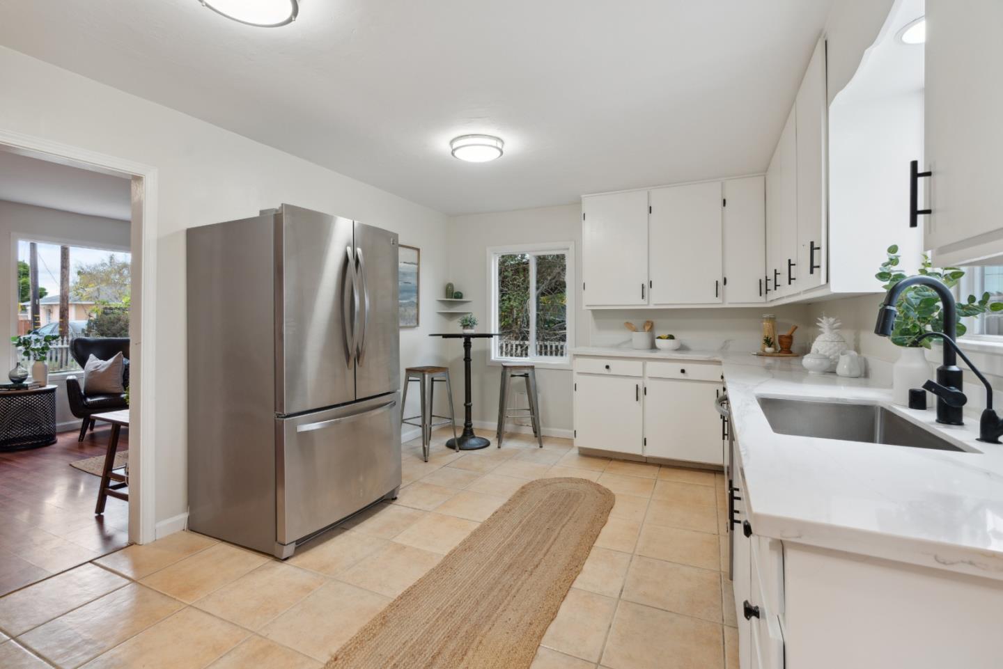 286 Manfre Road