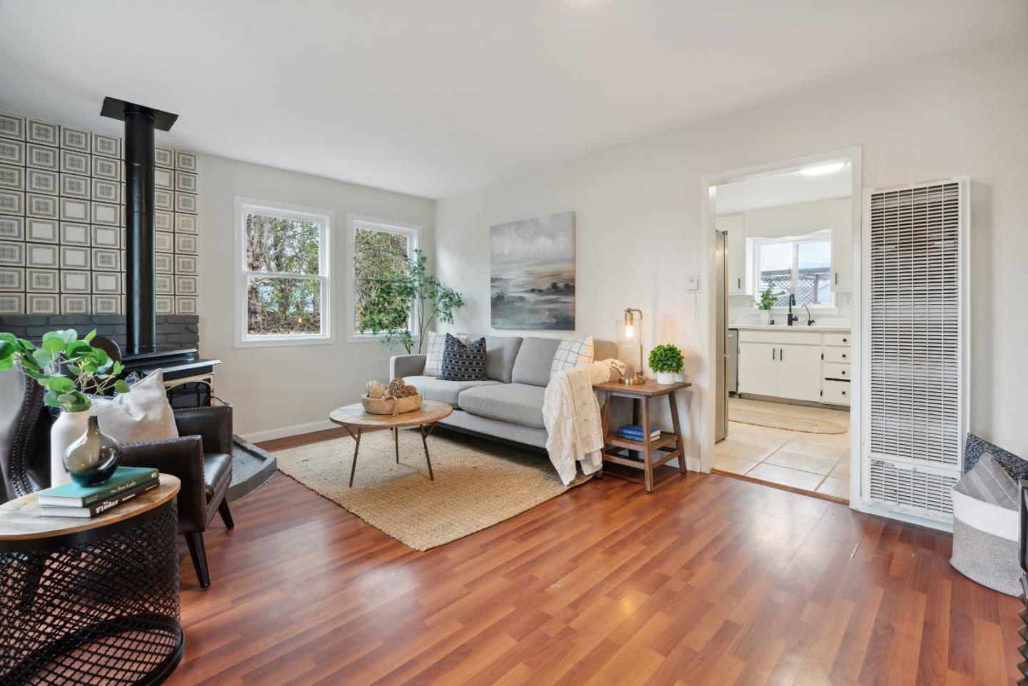 286 Manfre Road