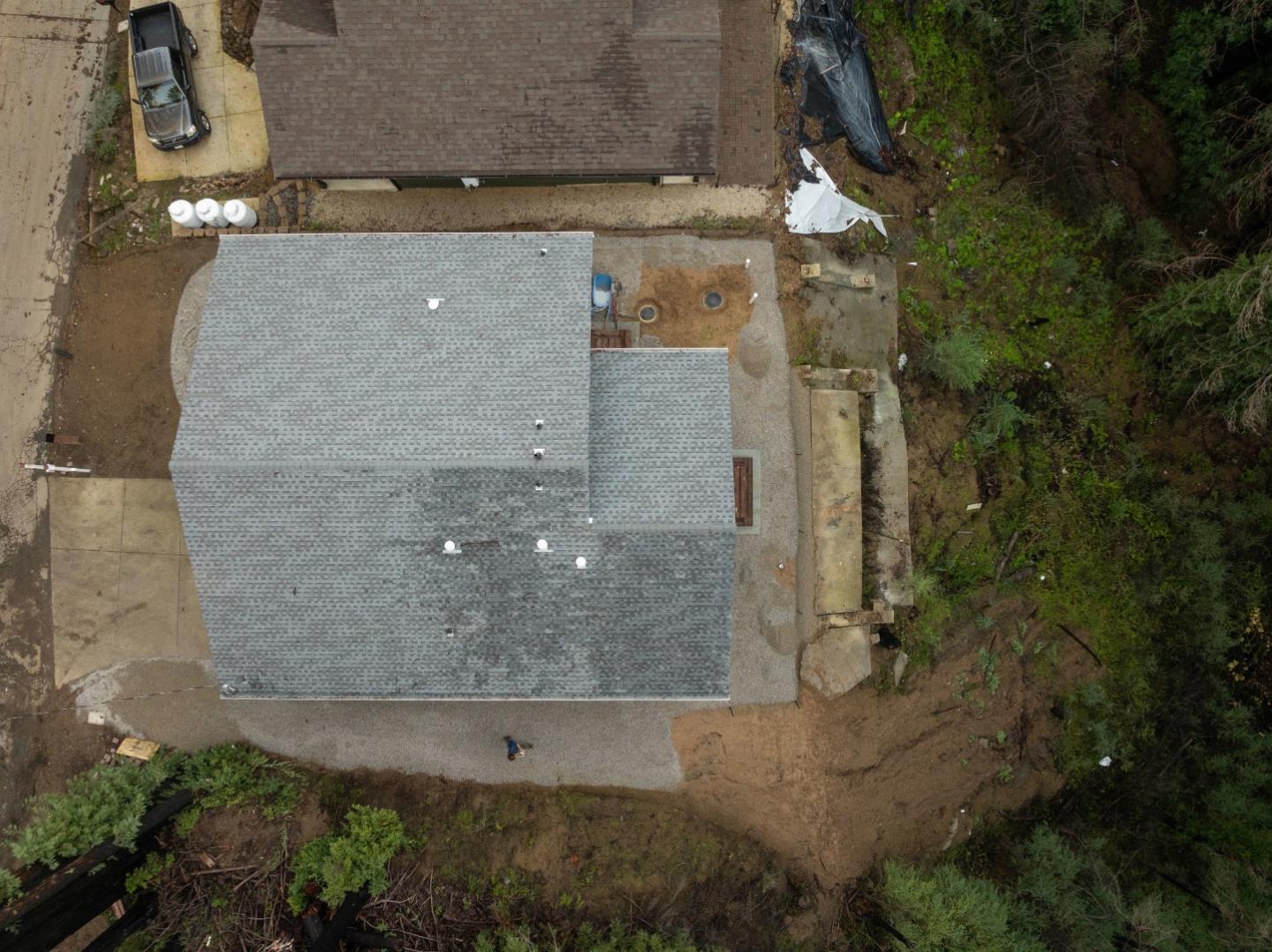 1129 Rambling Road