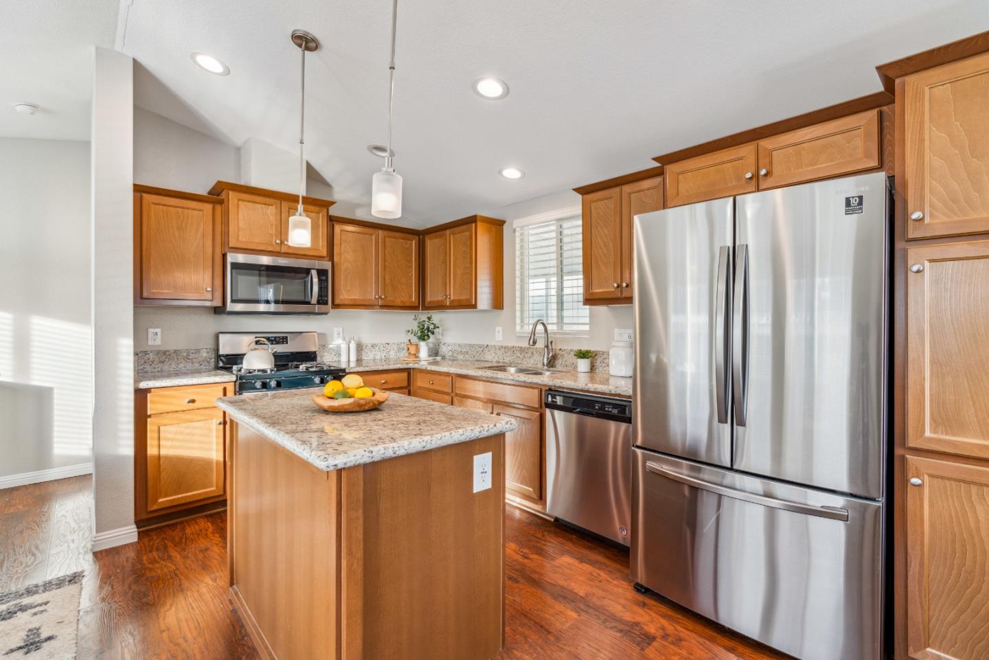 2711 Mar Vista Drive