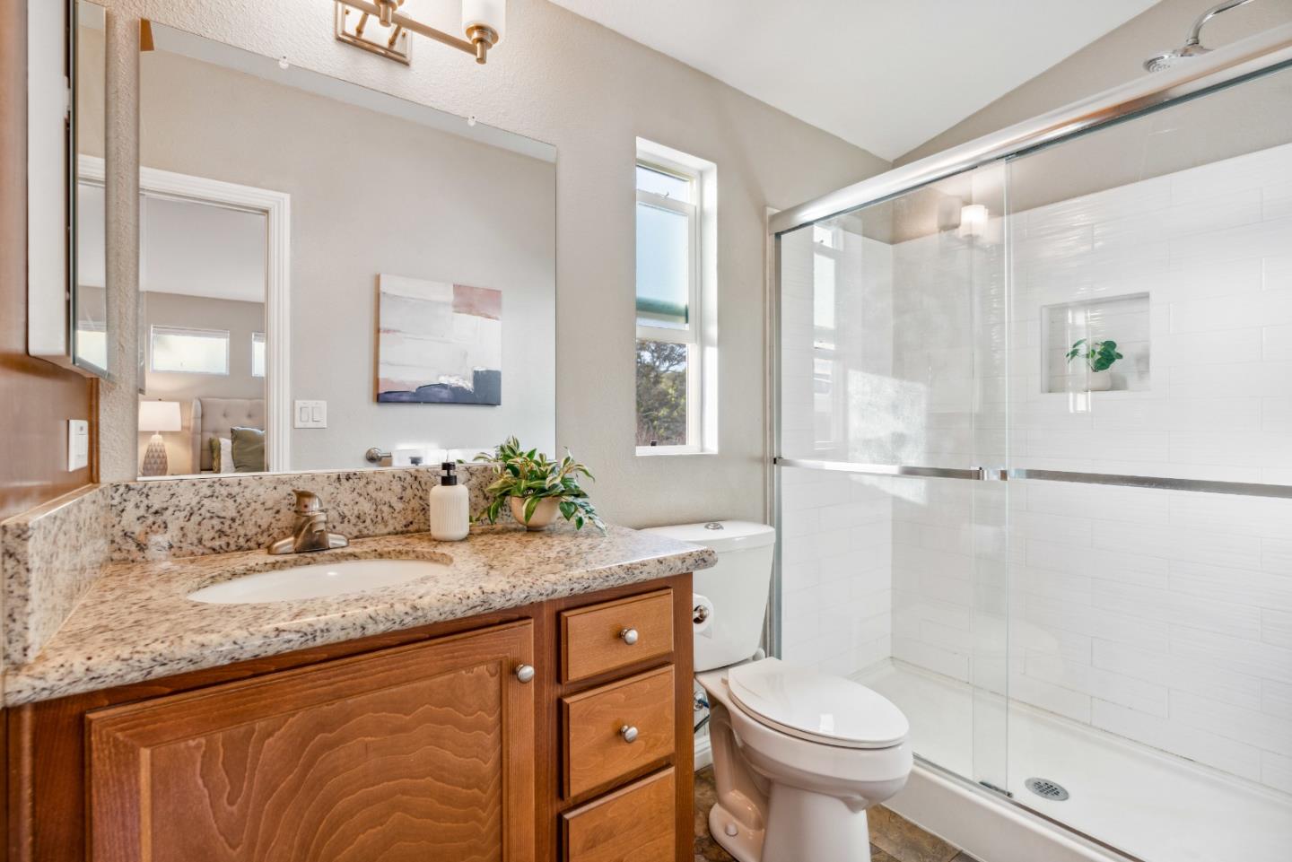 2711 Mar Vista Drive