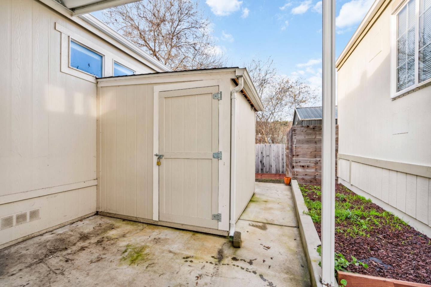 2711 Mar Vista Drive