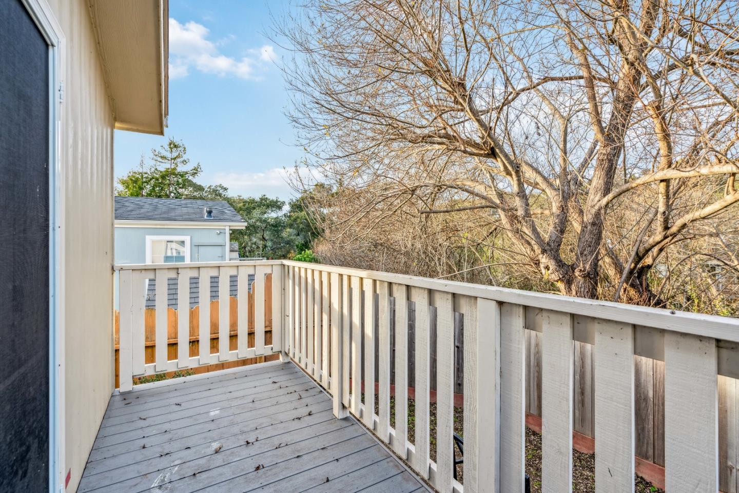 2711 Mar Vista Drive