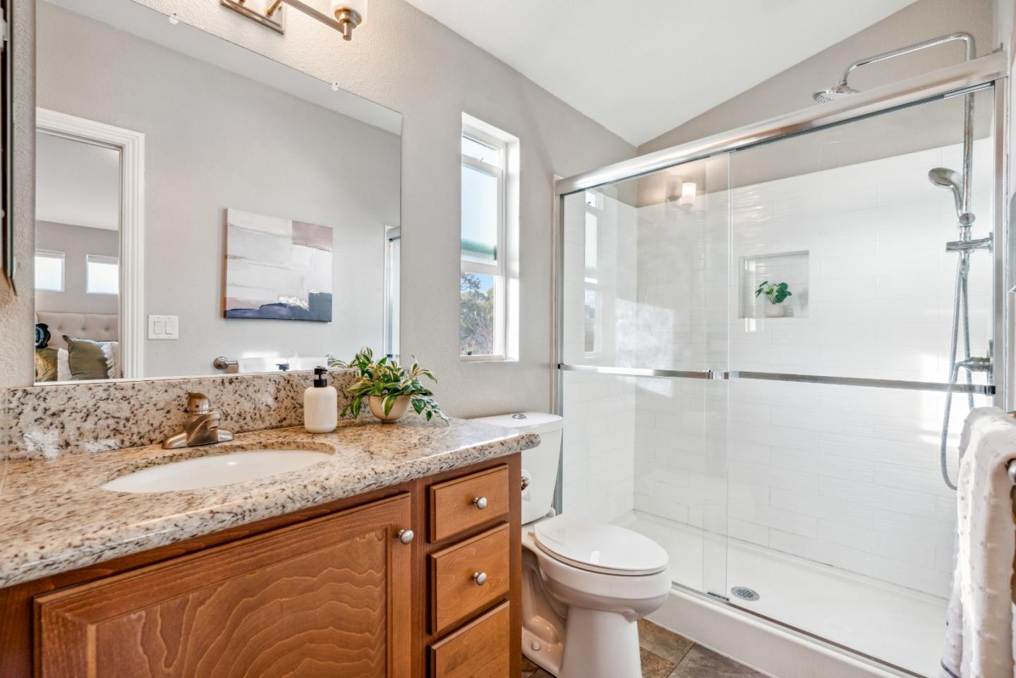 2711 Mar Vista Drive