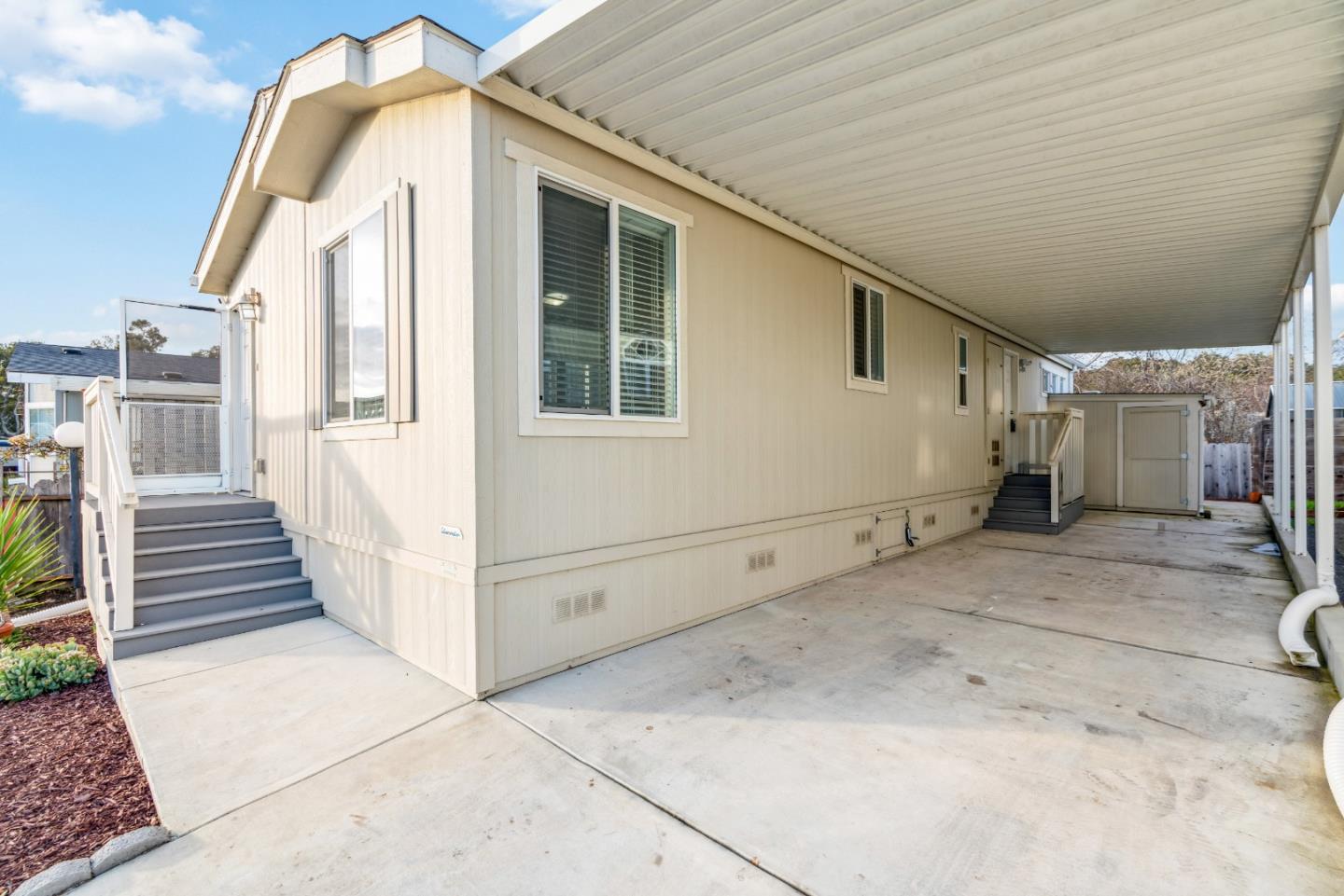 2711 Mar Vista Drive