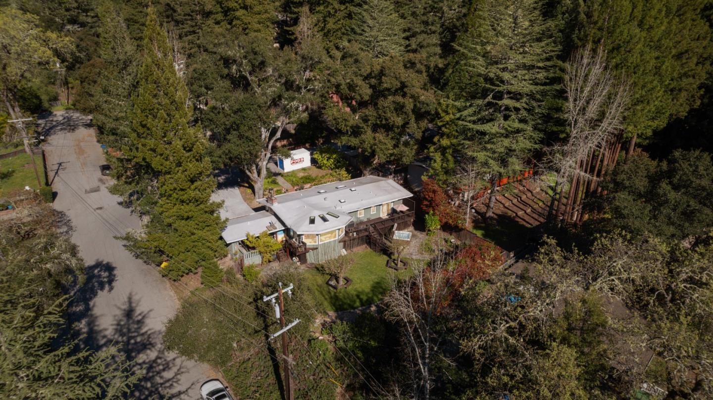 2 Ridgewood DR