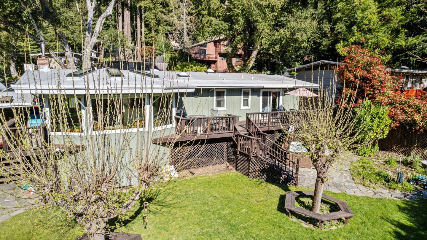 2 Ridgewood DR